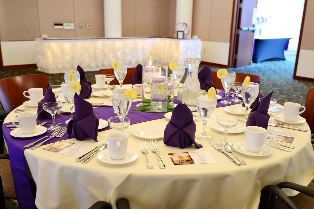 Haworth Inn & Conference Center Holland Buitenkant foto